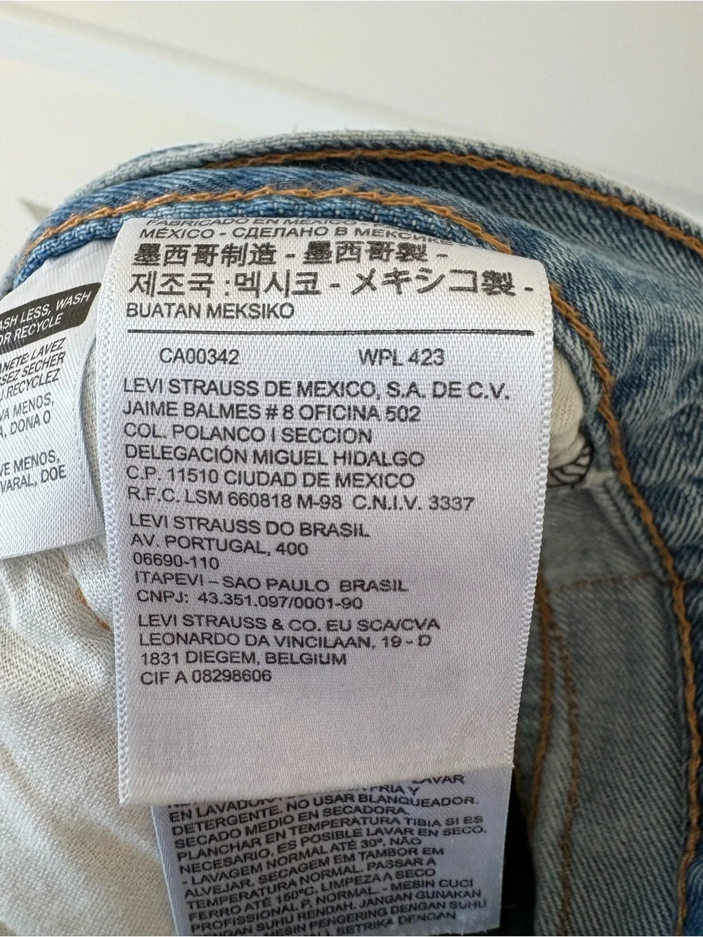 Levi's Light Wash Slim Skinny Jeans